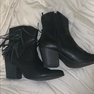 Fringe Cowgirl Booties
